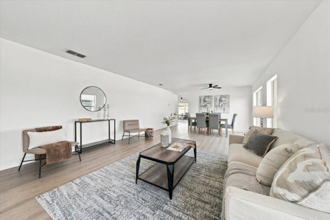Casa en venta en Mulberry, Florida, 4 dormitorios, 208.47 m2 № 2411512 - foto 4
