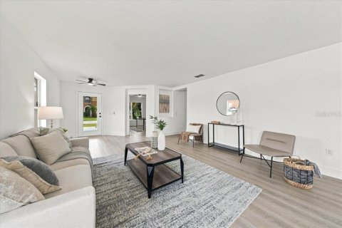 Casa en venta en Mulberry, Florida, 4 dormitorios, 208.47 m2 № 2411512 - foto 5