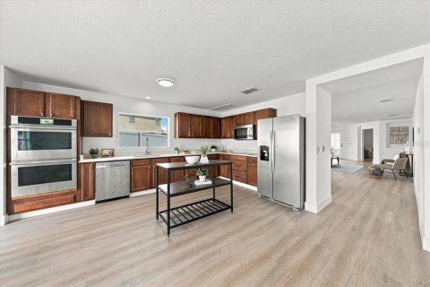 Casa en venta en Mulberry, Florida, 4 dormitorios, 208.47 m2 № 2411512 - foto 11