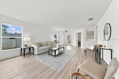 Casa en venta en Mulberry, Florida, 4 dormitorios, 208.47 m2 № 2411512 - foto 6