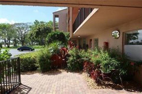 Copropriété à louer à Margate, Floride: 2 chambres, 102.19 m2 № 2400828 - photo 11