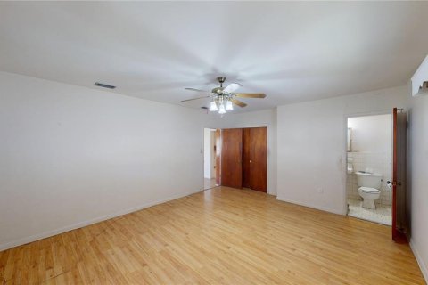 Villa ou maison à vendre à Tampa, Floride: 3 chambres, 133.04 m2 № 2432818 - photo 6
