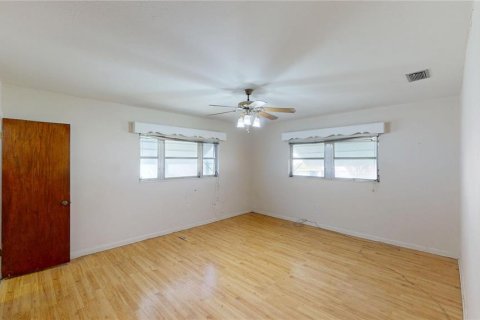 Villa ou maison à vendre à Tampa, Floride: 3 chambres, 133.04 m2 № 2432818 - photo 5