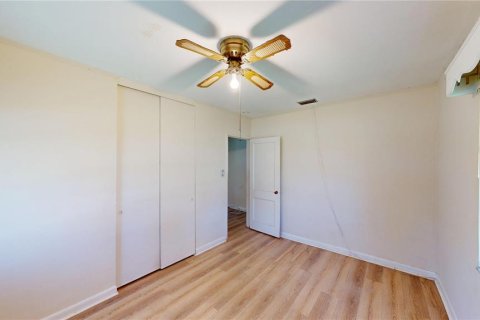 Villa ou maison à vendre à Tampa, Floride: 3 chambres, 133.04 m2 № 2432818 - photo 16