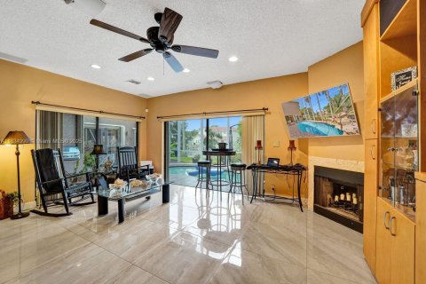 Casa en venta en Plantation, Florida, 5 dormitorios, 296.08 m2 № 1827494 - foto 22