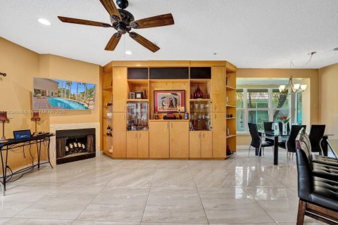Casa en venta en Plantation, Florida, 5 dormitorios, 296.08 m2 № 1827494 - foto 30