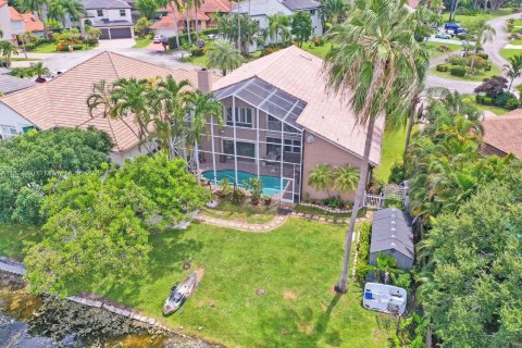 Casa en venta en Plantation, Florida, 5 dormitorios, 296.08 m2 № 1827494 - foto 4