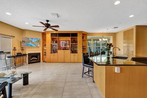 Casa en venta en Plantation, Florida, 5 dormitorios, 296.08 m2 № 1827494 - foto 16