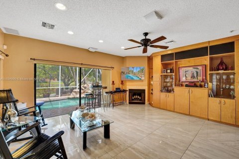 Casa en venta en Plantation, Florida, 5 dormitorios, 296.08 m2 № 1827494 - foto 29
