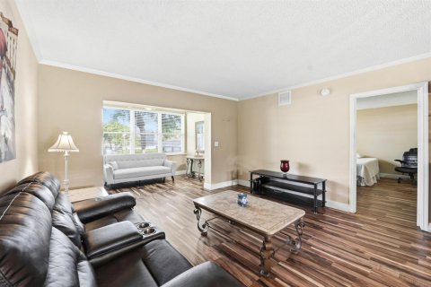 Condo in Margate, Florida, 2 bedrooms  № 2187172 - photo 9