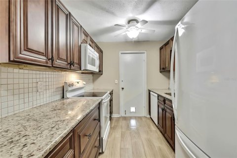 House in Oldsmar, Florida 2 bedrooms, 144.56 sq.m. № 1781283 - photo 11
