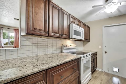 House in Oldsmar, Florida 2 bedrooms, 144.56 sq.m. № 1781283 - photo 12