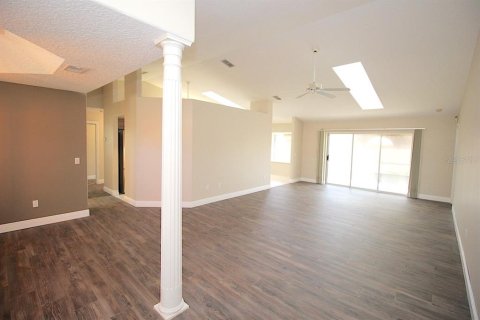 Casa en alquiler en Palm Coast, Florida, 3 dormitorios, 174.93 m2 № 1809937 - foto 9