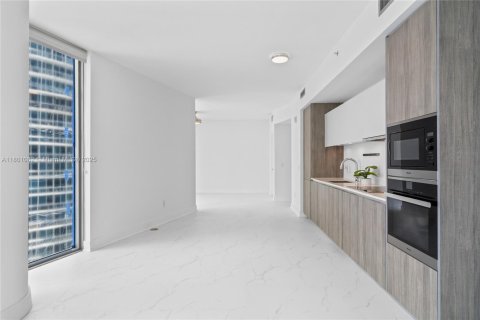 Condo in Miami, Florida, 1 bedroom № 1935822 - photo 21
