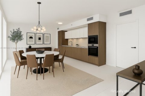 Condo in Miami, Florida, 1 bedroom № 1935822 - photo 11