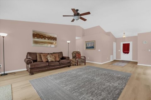House in Kissimmee, Florida 3 bedrooms, 135.82 sq.m. № 1856524 - photo 6