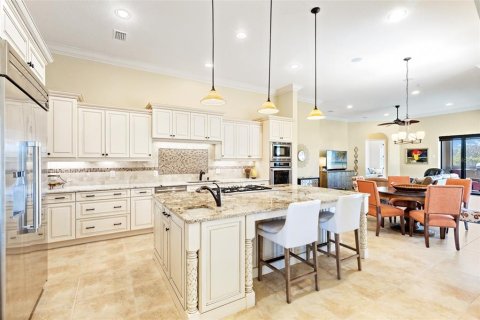 House in Bradenton, Florida 3 bedrooms, 268.12 sq.m. № 2118605 - photo 19