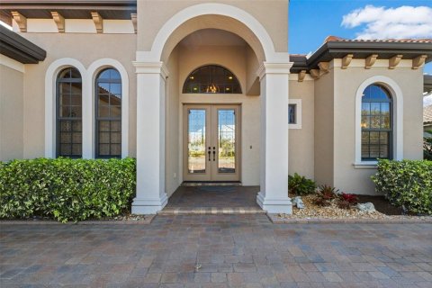 House in Bradenton, Florida 3 bedrooms, 268.12 sq.m. № 2118605 - photo 9