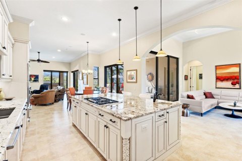 House in Bradenton, Florida 3 bedrooms, 268.12 sq.m. № 2118605 - photo 20