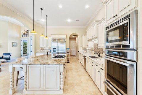 House in Bradenton, Florida 3 bedrooms, 268.12 sq.m. № 2118605 - photo 17