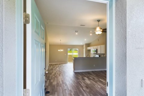 Villa ou maison à louer à Ocala, Floride: 3 chambres, 122.17 m2 № 2150878 - photo 3