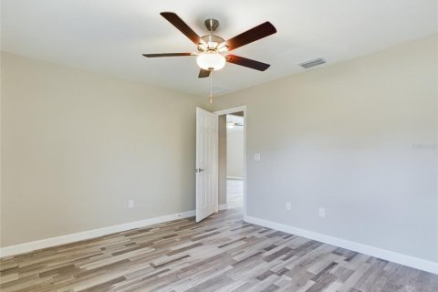 Villa ou maison à louer à Ocala, Floride: 3 chambres, 122.17 m2 № 2150878 - photo 11