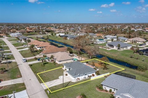 Купить виллу или дом в Ротонда, Флорида 11 комнат, 128.76м2, № 1919912 - фото 2