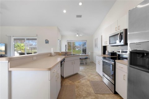 Купить виллу или дом в Ротонда, Флорида 11 комнат, 128.76м2, № 1919912 - фото 21