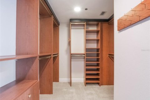 Condominio en alquiler en Orlando, Florida, 3 dormitorios, 246.19 m2 № 1918252 - foto 17