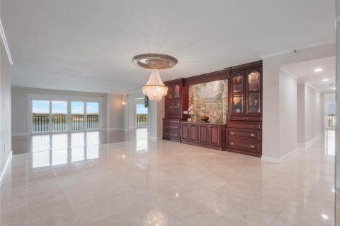 Condominio en alquiler en Orlando, Florida, 3 dormitorios, 246.19 m2 № 1918252 - foto 5