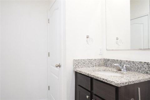 House in Kissimmee, Florida 6 bedrooms, 264.31 sq.m. № 1644420 - photo 21