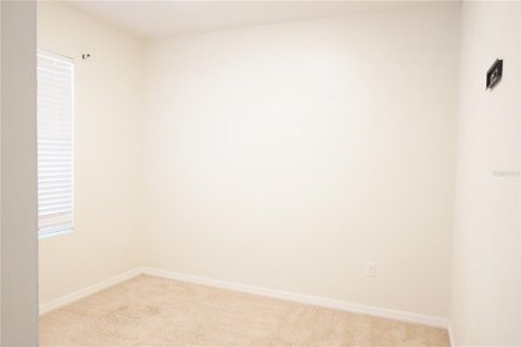 House in Kissimmee, Florida 6 bedrooms, 264.31 sq.m. № 1644420 - photo 17