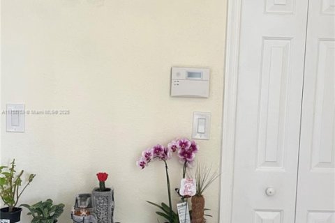 Townhouse in Homestead, Florida 3 bedrooms, 132.2 sq.m. № 1959285 - photo 5