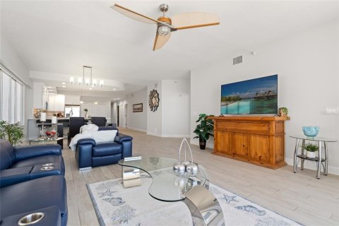 Copropriété à vendre à Indian Shores, Floride: 3 chambres, 202.06 m2 № 2418728 - photo 26