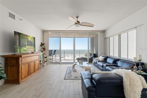 Copropriété à vendre à Indian Shores, Floride: 3 chambres, 202.06 m2 № 2418728 - photo 7