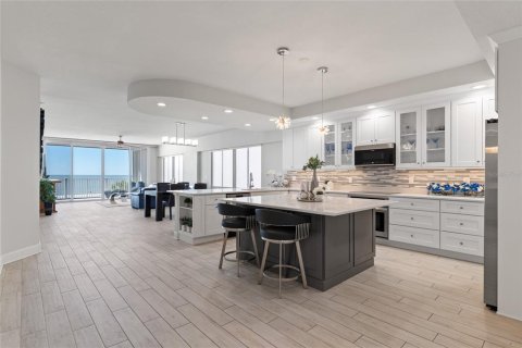 Copropriété à vendre à Indian Shores, Floride: 3 chambres, 202.06 m2 № 2418728 - photo 22