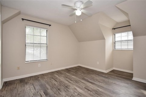 House in Gainesville, Florida 3 bedrooms, 158.21 sq.m. № 1205292 - photo 19