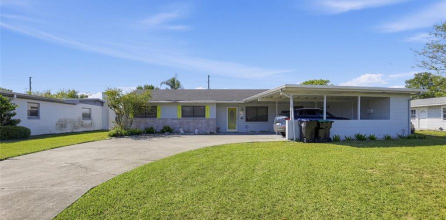 Villa ou maison à Winter Park, Floride 4 chambres, 132.57 m2 № 2432638
