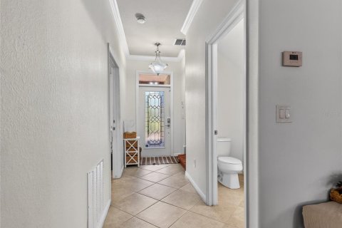 Villa ou maison à vendre à Fort Myers, Floride: 5 chambres, 322.19 m2 № 2229106 - photo 4