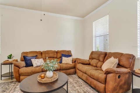 Villa ou maison à vendre à Fort Myers, Floride: 5 chambres, 322.19 m2 № 2229106 - photo 9