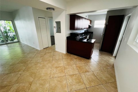 Снять в аренду квартиру в Майами-Бич, Флорида 2 спальни, 102.19м2, № 2003971 - фото 6