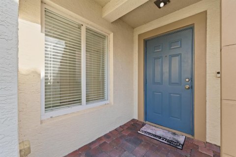 House in Port St. Lucie, Florida 4 bedrooms, 148.27 sq.m. № 2179086 - photo 3