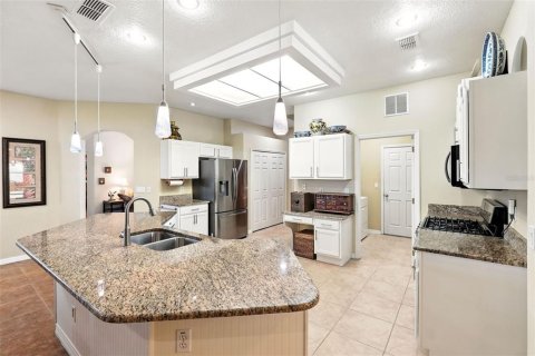 Casa en venta en Clermont, Florida, 4 dormitorios, 226.87 m2 № 1904709 - foto 17