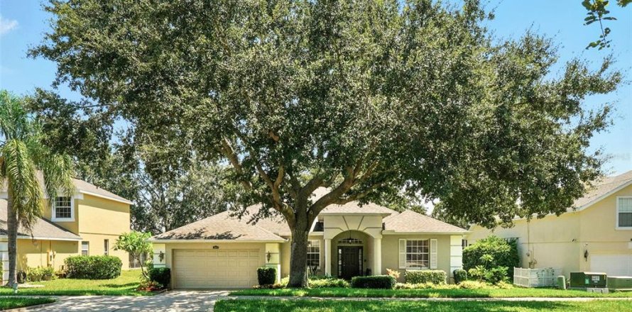 Casa en Clermont, Florida 4 dormitorios, 226.87 m2 № 1904709