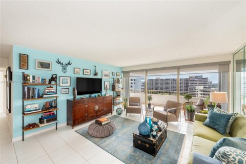 Condo in Key Biscayne, Florida, 2 bedrooms  № 1505151 - photo 5