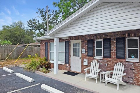 Immobilier commercial à louer à Largo, Floride: 267.56 m2 № 2139733 - photo 2