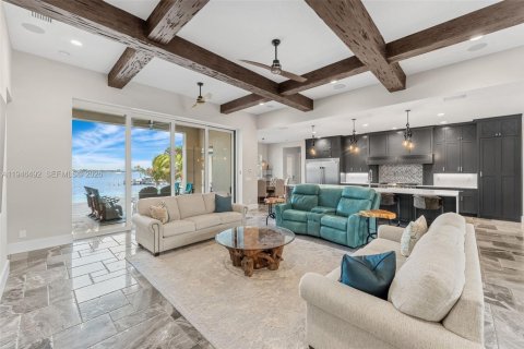 Villa ou maison à vendre à Melbourne, Floride: 5 chambres, 398.55 m2 № 2061213 - photo 10
