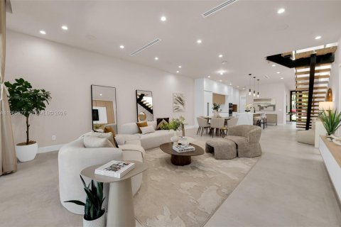 Adosado en alquiler en Fort Lauderdale, Florida, 3 dormitorios № 2031879 - foto 14