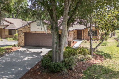 Villa ou maison à Yalaha, Floride 3 chambres, 145.11 m2 № 2124152