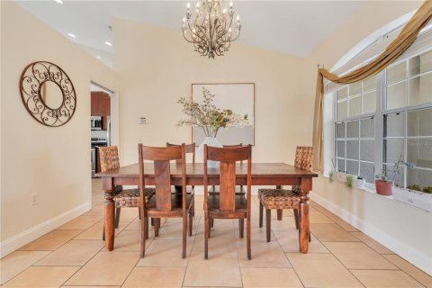 House in Eustis, Florida 3 bedrooms, 162.3 sq.m. № 1571669 - photo 5